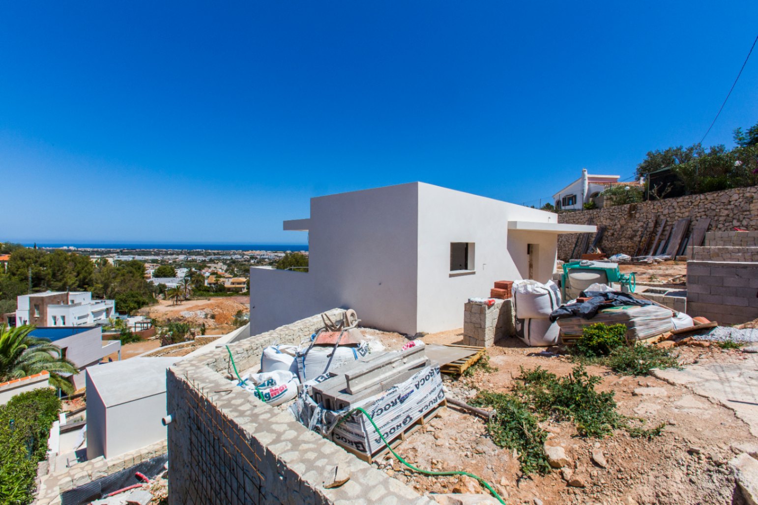 Modern villa in aanbouw in La Pedrera, Dénia